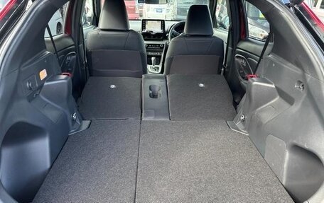 Toyota Yaris Cross, 2023 год, 1 383 069 рублей, 10 фотография