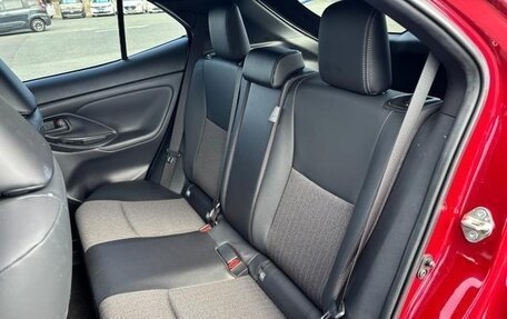 Toyota Yaris Cross, 2023 год, 1 383 069 рублей, 31 фотография