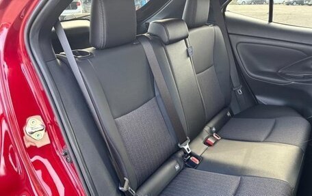 Toyota Yaris Cross, 2023 год, 1 383 069 рублей, 30 фотография