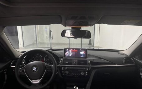 BMW 3 серия, 2017 год, 1 550 009 рублей, 11 фотография