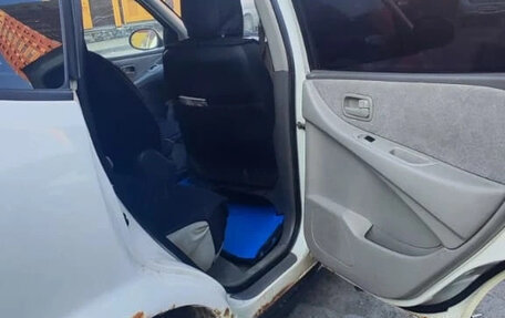 Nissan Tino, 2000 год, 295 000 рублей, 6 фотография