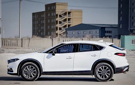 Mazda CX-4, 2023 год, 2 200 000 рублей, 8 фотография