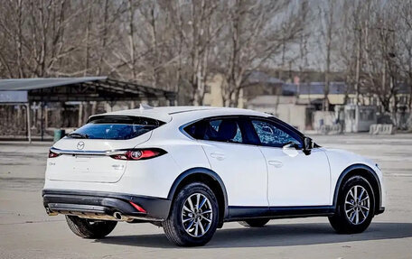 Mazda CX-4, 2023 год, 2 200 000 рублей, 5 фотография