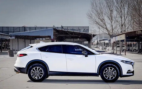 Mazda CX-4, 2023 год, 2 200 000 рублей, 4 фотография