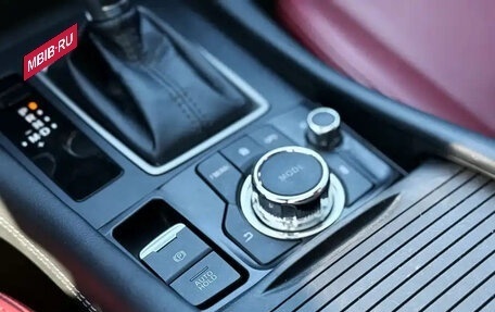 Mazda CX-4, 2023 год, 2 200 000 рублей, 14 фотография