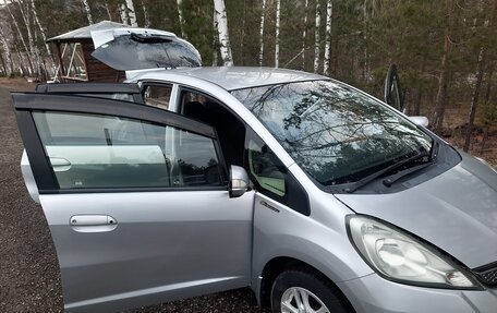 Honda Fit III, 2012 год, 975 000 рублей, 1 фотография