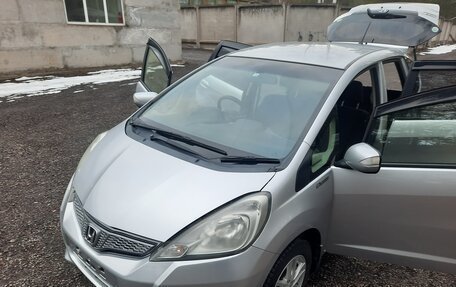 Honda Fit III, 2012 год, 975 000 рублей, 3 фотография