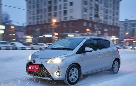 Toyota Vitz, 2019 год, 980 000 рублей, 3 фотография