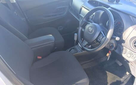 Toyota Vitz, 2019 год, 980 000 рублей, 38 фотография