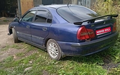 Mitsubishi Carisma I, 2003 год, 240 000 рублей, 1 фотография
