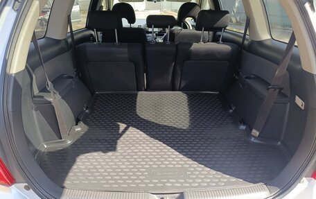 Toyota Wish II, 2003 год, 679 000 рублей, 17 фотография