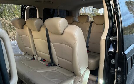 Hyundai H-1 II рестайлинг, 2019 год, 3 000 000 рублей, 15 фотография