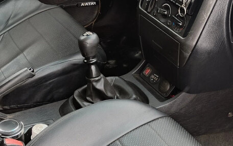 Mitsubishi Carisma I, 2003 год, 240 000 рублей, 7 фотография