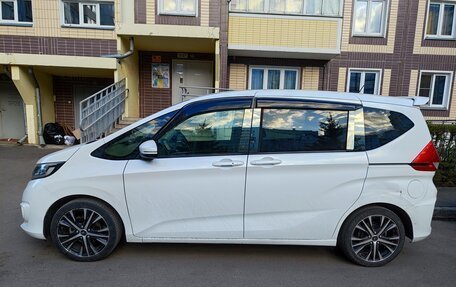 Honda Freed II, 2017 год, 1 350 000 рублей, 5 фотография