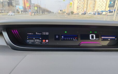 Honda Freed II, 2017 год, 1 350 000 рублей, 10 фотография