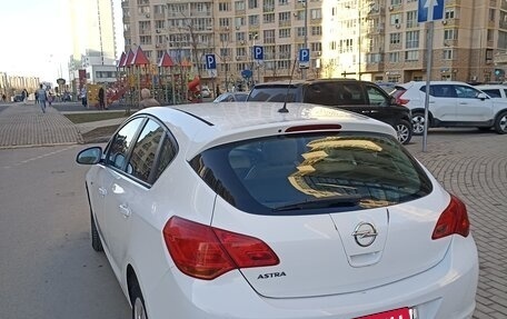 Opel Astra J, 2011 год, 450 000 рублей, 2 фотография