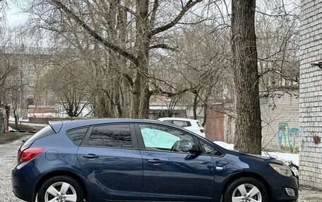 Opel Astra J, 2011 год, 520 000 рублей, 9 фотография