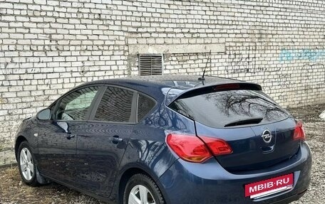 Opel Astra J, 2011 год, 520 000 рублей, 5 фотография