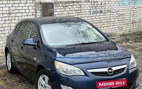 Opel Astra J, 2011 год, 520 000 рублей, 3 фотография