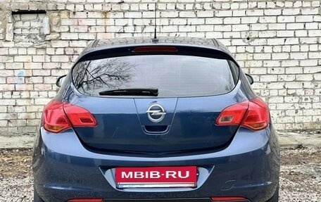 Opel Astra J, 2011 год, 520 000 рублей, 7 фотография