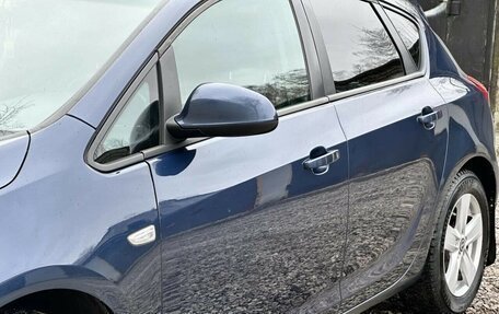 Opel Astra J, 2011 год, 520 000 рублей, 11 фотография