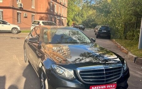 Mercedes-Benz E-Класс, 2017 год, 2 700 000 рублей, 14 фотография