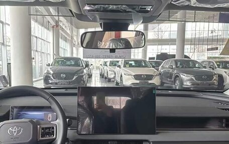 Toyota RAV4, 2025 год, 4 925 888 рублей, 7 фотография