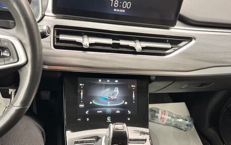 Chery Tiggo 8 Pro, 2023 год, 2 250 000 рублей, 6 фотография