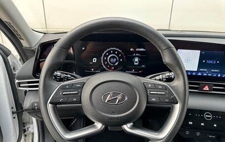 Hyundai Elantra, 2023 год, 1 608 888 рублей, 9 фотография