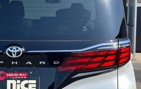 Toyota Alphard, 2025 год, 8 745 586 рублей, 13 фотография