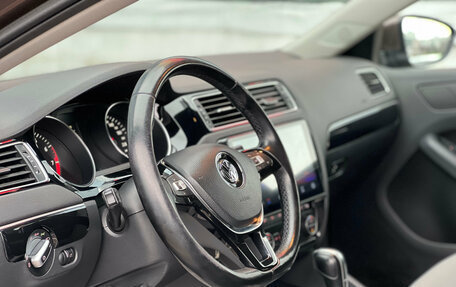 Volkswagen Jetta VI, 2015 год, 1 370 000 рублей, 10 фотография