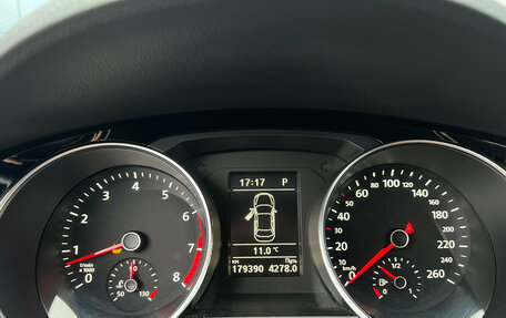 Volkswagen Jetta VI, 2015 год, 1 370 000 рублей, 16 фотография