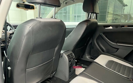 Volkswagen Jetta VI, 2015 год, 1 370 000 рублей, 18 фотография