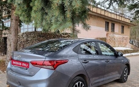 Hyundai Solaris II рестайлинг, 2017 год, 1 170 000 рублей, 5 фотография