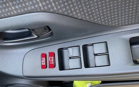 Toyota Vitz, 2017 год, 900 000 рублей, 14 фотография