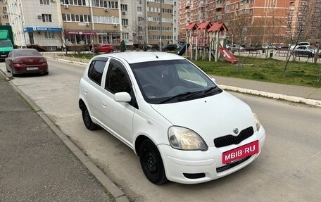 Toyota Vitz, 2002 год, 405 000 рублей, 2 фотография