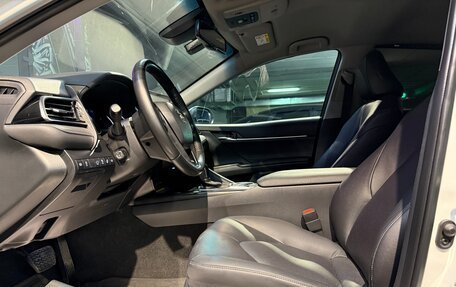 Toyota Camry, 2021 год, 2 899 999 рублей, 8 фотография