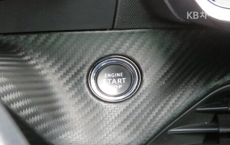 Peugeot 2008 II, 2022 год, 1 650 000 рублей, 10 фотография