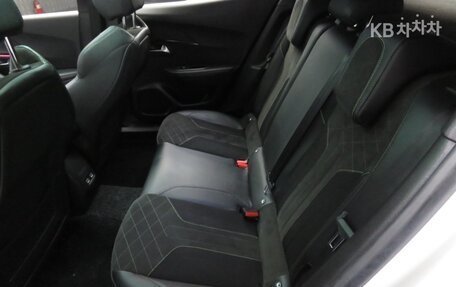 Peugeot 2008 II, 2022 год, 1 650 000 рублей, 17 фотография