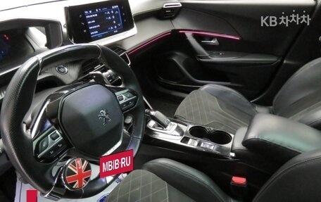 Peugeot 2008 II, 2022 год, 1 650 000 рублей, 16 фотография