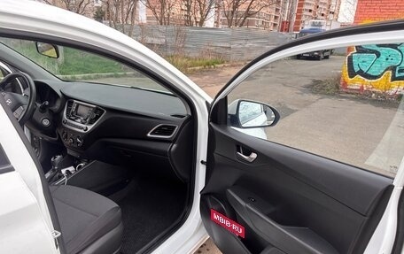 Hyundai Solaris II рестайлинг, 2017 год, 1 300 000 рублей, 6 фотография