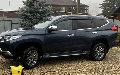 Mitsubishi Pajero Sport III рестайлинг, 2019 год, 3 600 000 рублей, 4 фотография