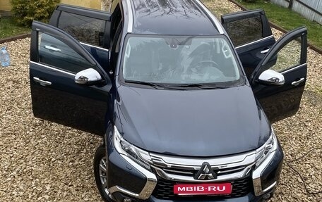 Mitsubishi Pajero Sport III рестайлинг, 2019 год, 3 600 000 рублей, 5 фотография