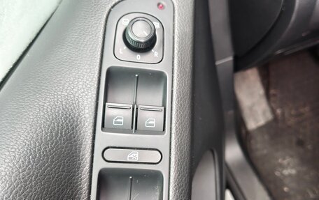 Volkswagen Tiguan I, 2015 год, 1 780 000 рублей, 9 фотография