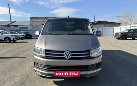 Volkswagen Caravelle T6 рестайлинг, 2019 год, 2 999 000 рублей, 2 фотография