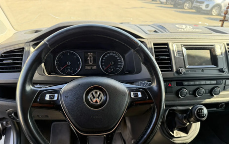 Volkswagen Caravelle T6 рестайлинг, 2019 год, 2 999 000 рублей, 9 фотография