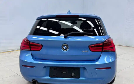 BMW 1 серия, 2018 год, 1 410 000 рублей, 6 фотография