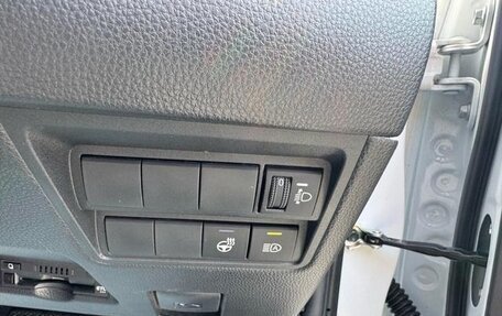 Toyota Yaris, 2023 год, 1 218 069 рублей, 13 фотография