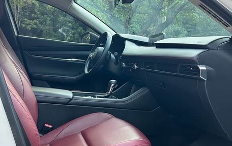 Mazda 3, 2022 год, 1 700 000 рублей, 17 фотография