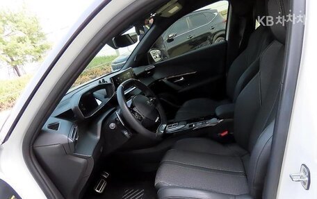 Peugeot 2008 II, 2023 год, 1 790 000 рублей, 18 фотография